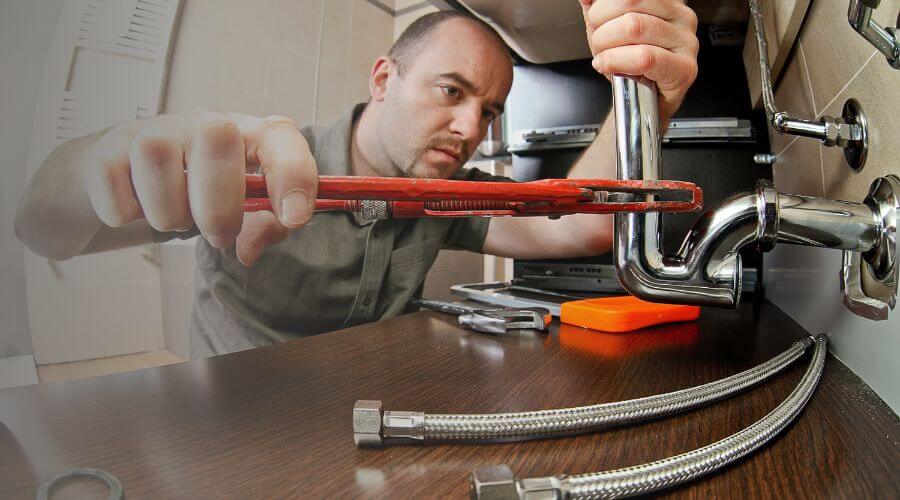 Professional expert plumbing services in Whiting, IN